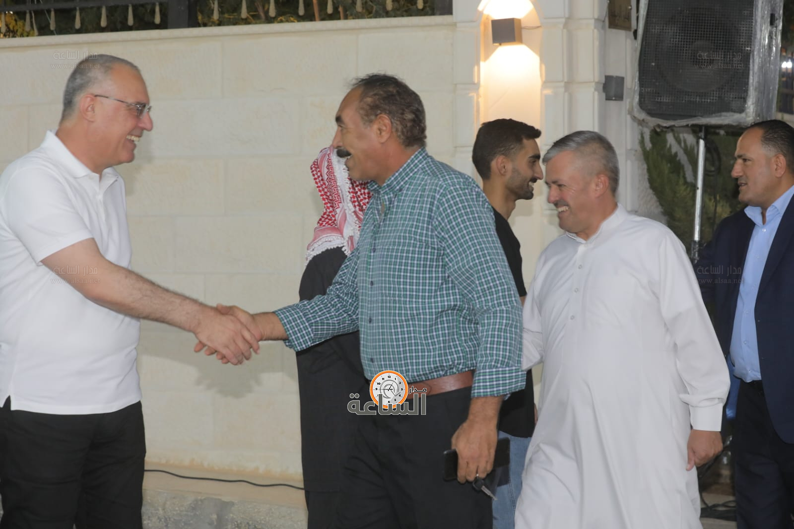 Madar Al-Saa Images 0.9710902930373302