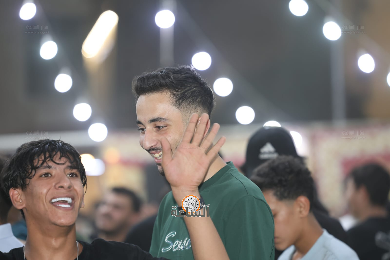 Madar Al-Saa Images 0.4552539158770422