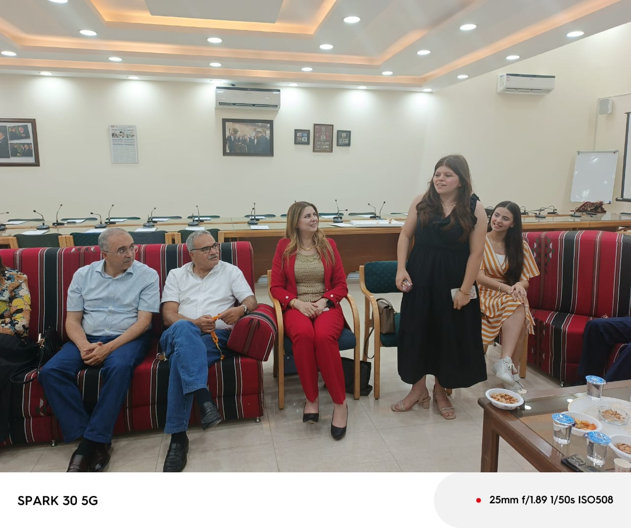 Madar Al-Saa Images 0.2717961062084534