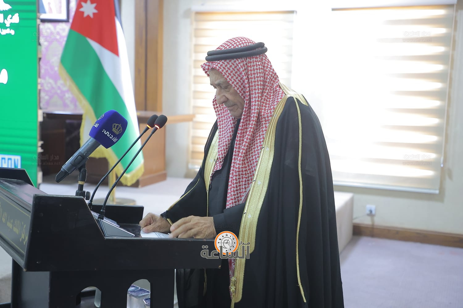 Madar Al-Saa Images 0.46041465935938997