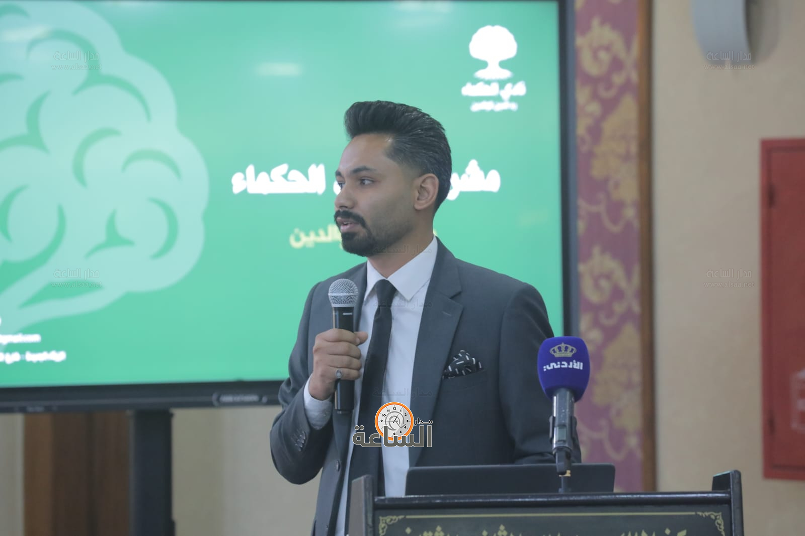 Madar Al-Saa Images 0.44219670602372385