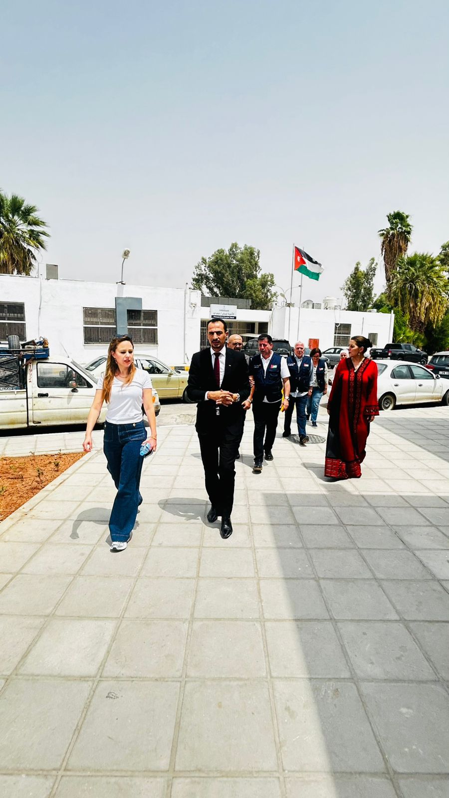 Madar Al-Saa Images 0.09769794608319615