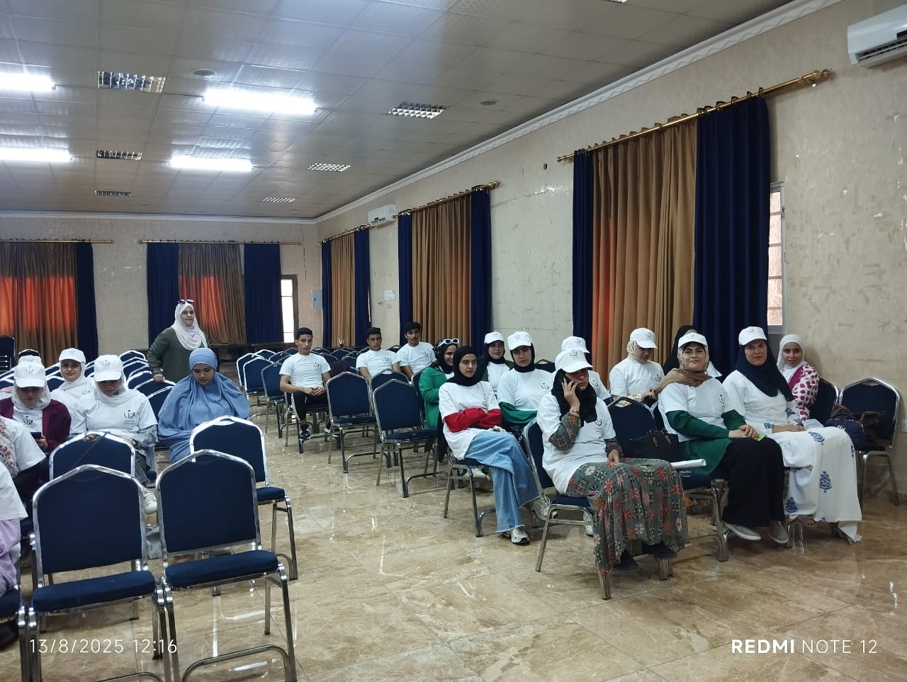 Madar Al-Saa Images 0.0007376697235641494