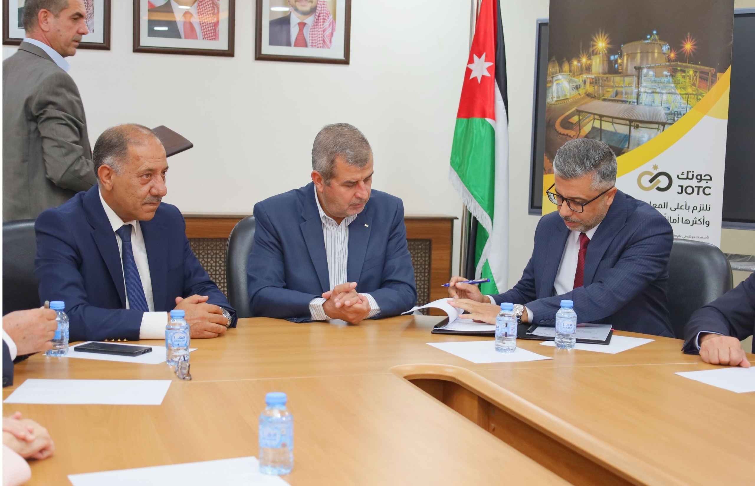 Madar Al-Saa Images 0.3112298915634849