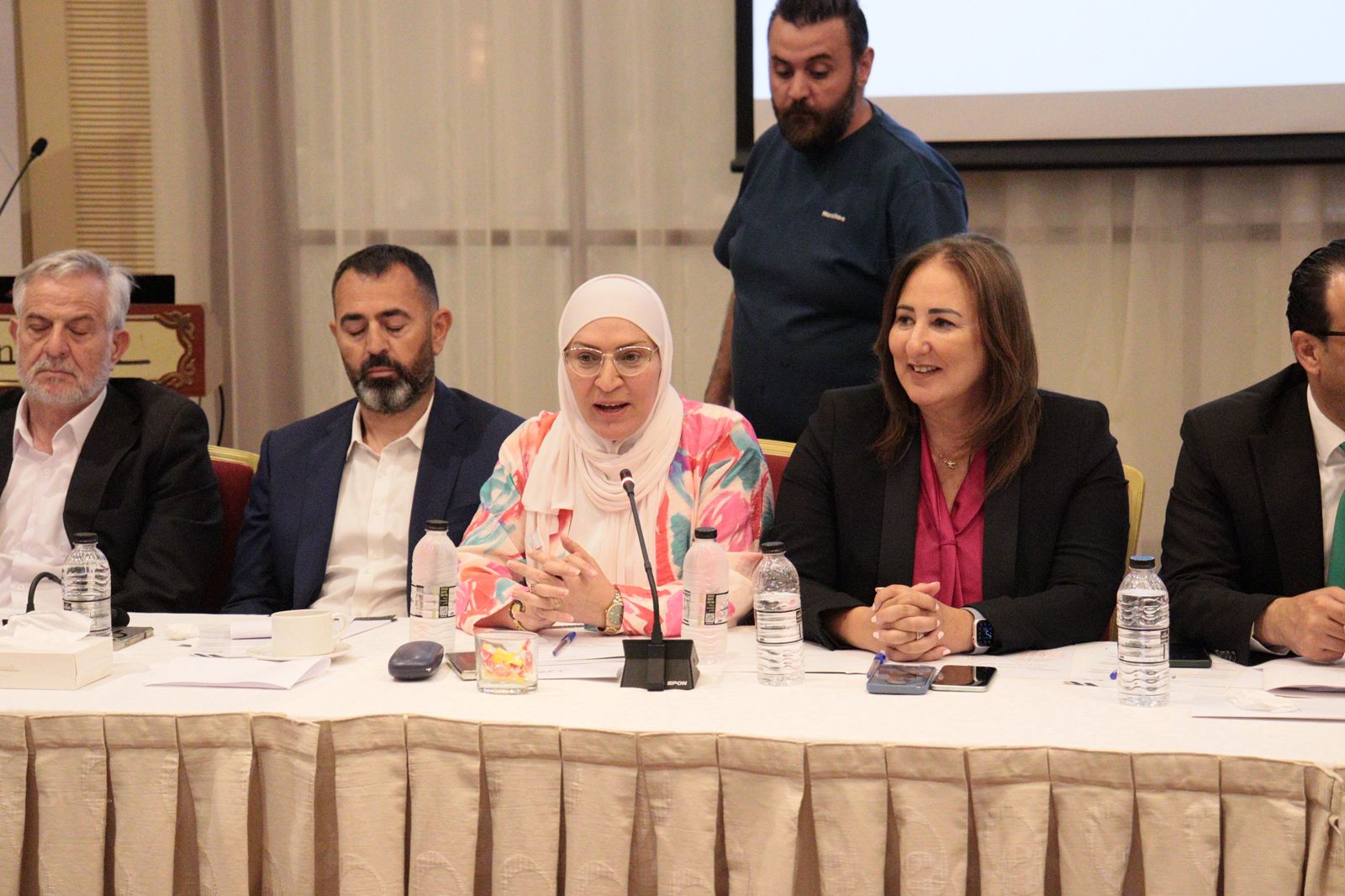 Madar Al-Saa Images 0.49472058468462776