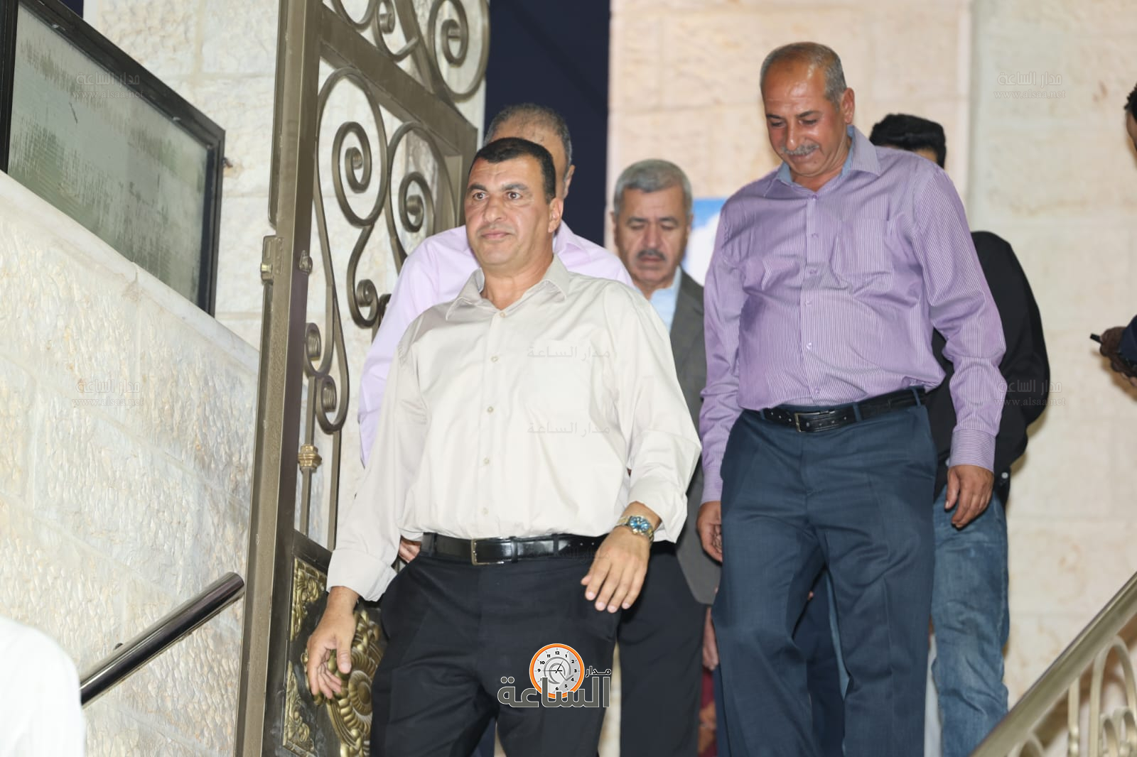 Madar Al-Saa Images 0.3682594735604735