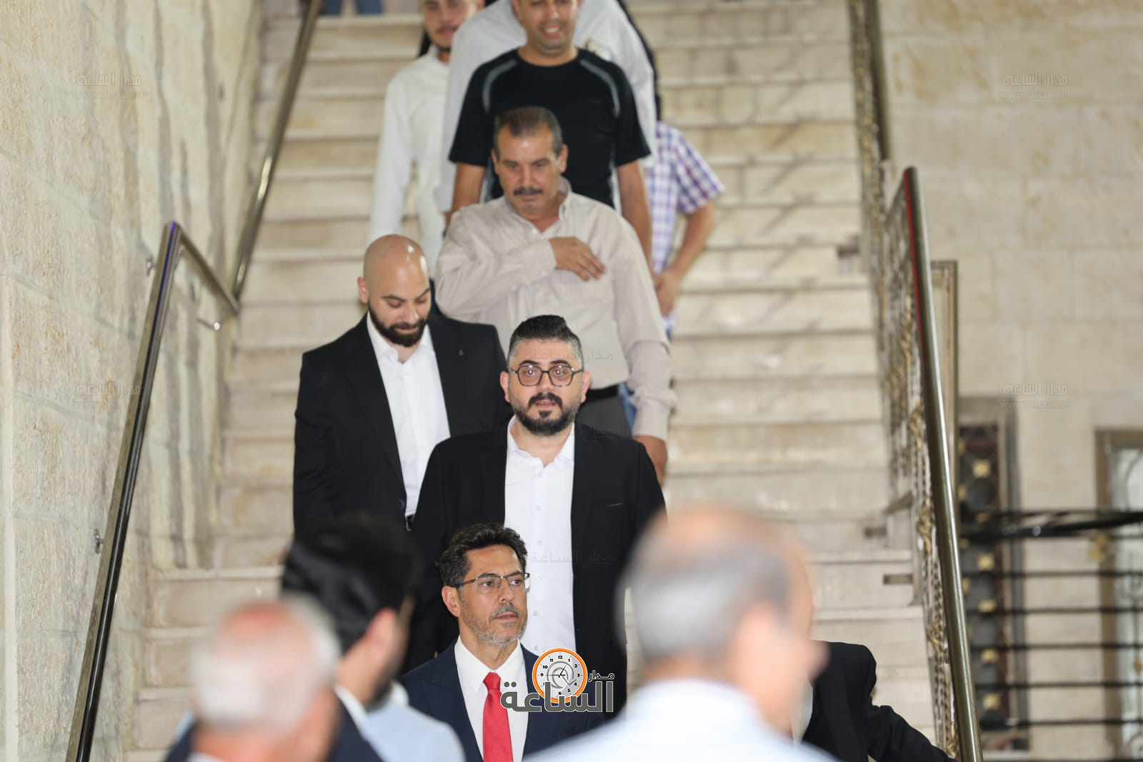 Madar Al-Saa Images 0.10882741552869646