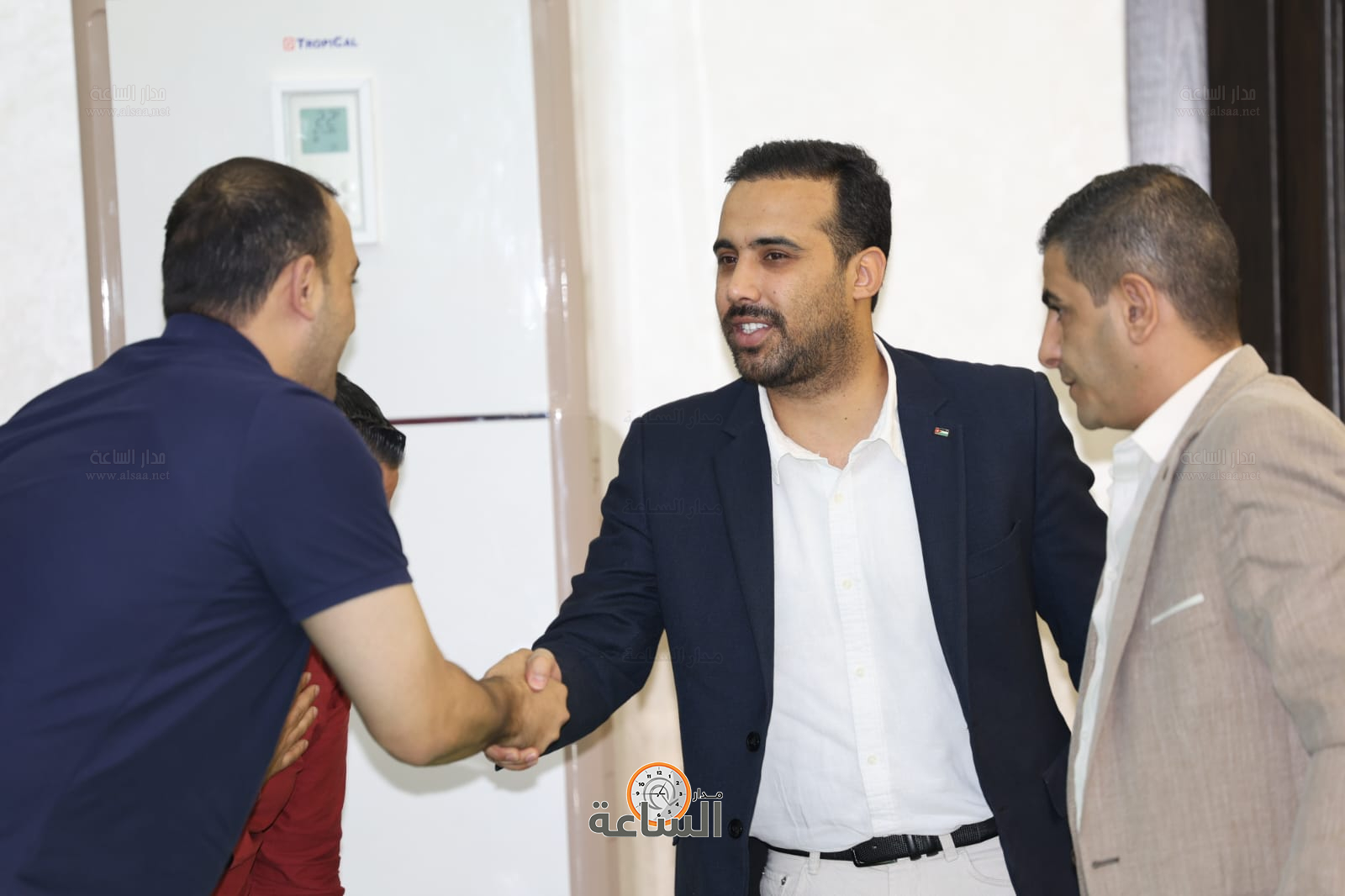 Madar Al-Saa Images 0.7752985222408558