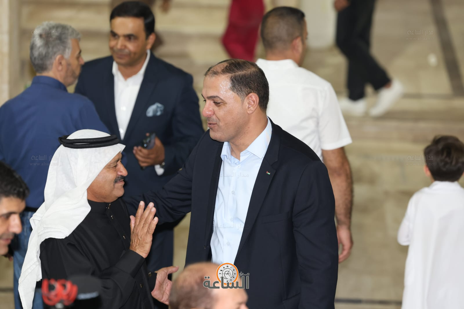 Madar Al-Saa Images 0.018304430791202586