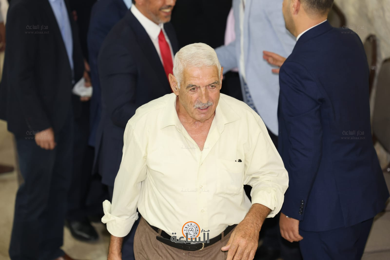 Madar Al-Saa Images 0.9971687011421043