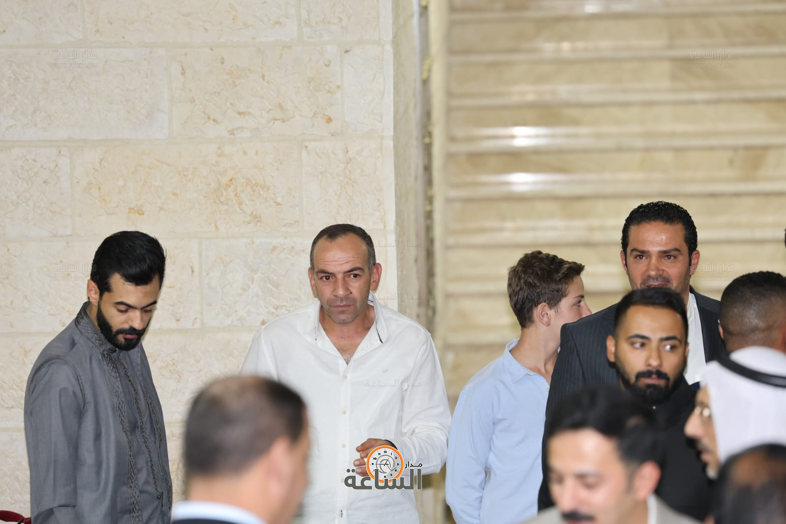 Madar Al-Saa Images 0.04615364798871768