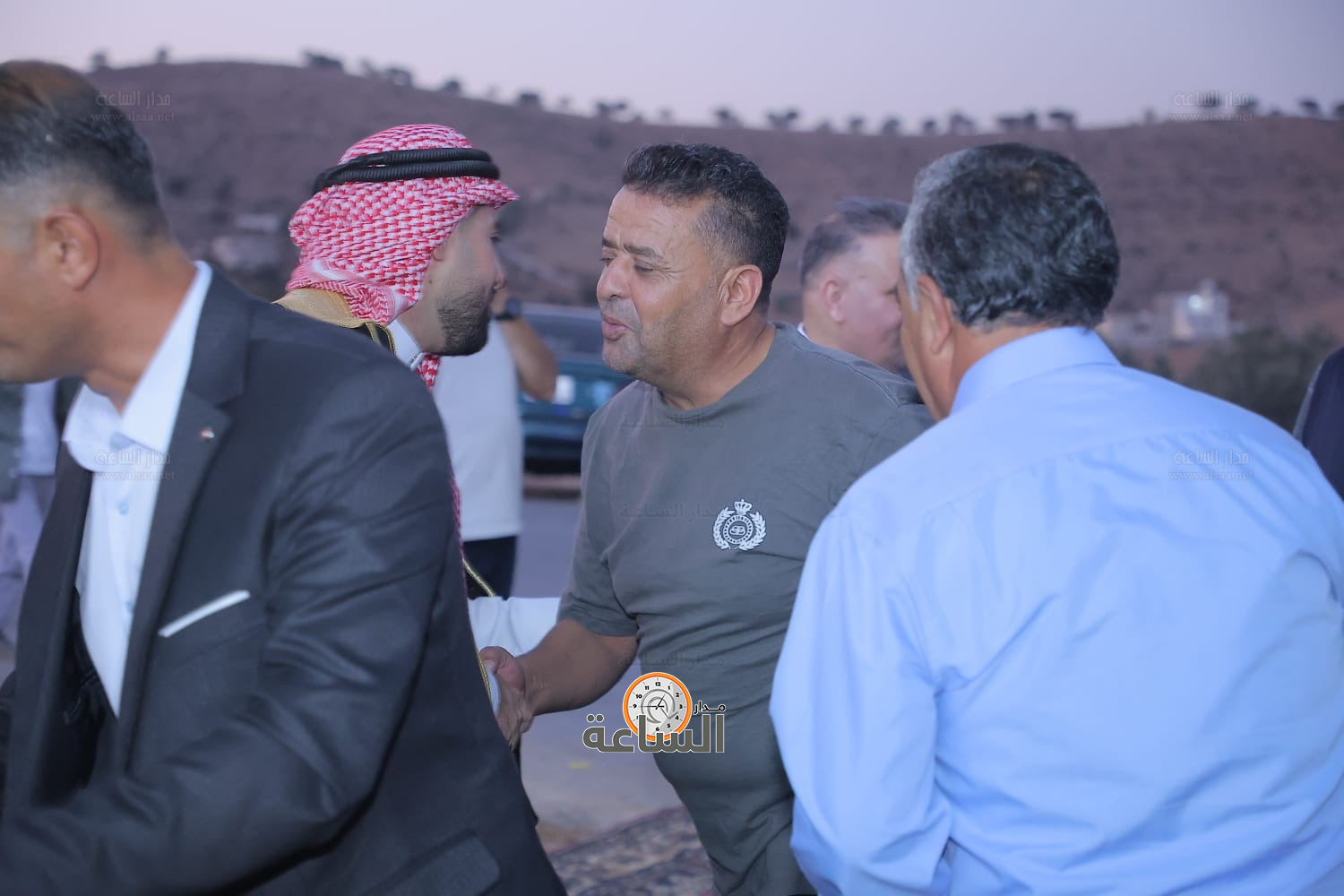 Madar Al-Saa Images 0.00442951521041457