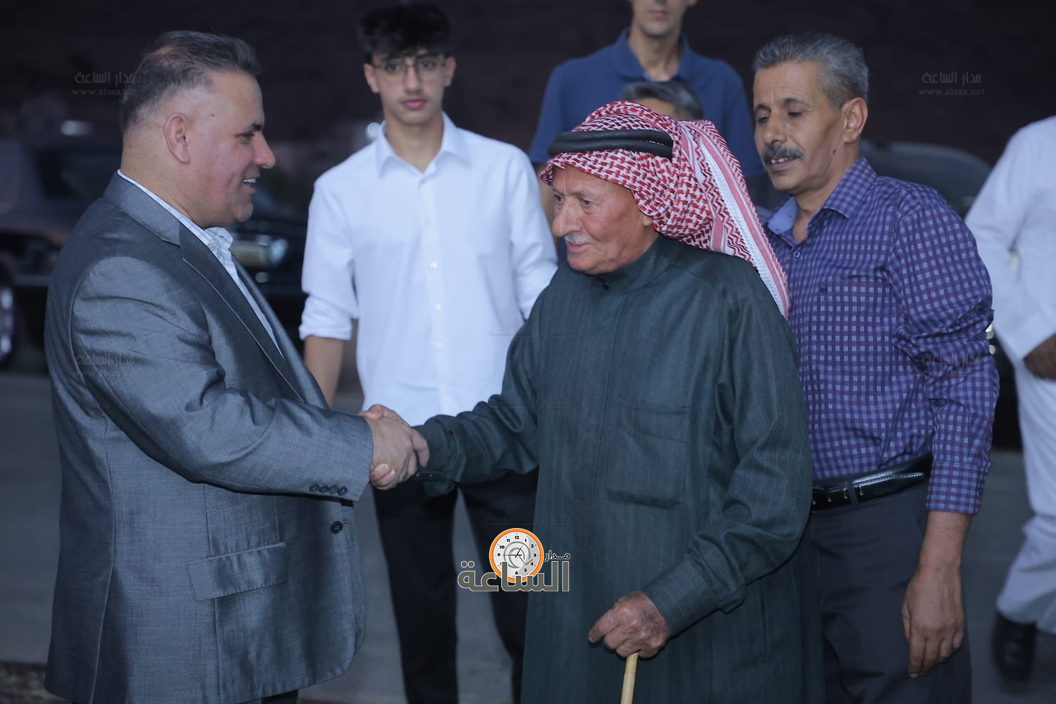 Madar Al-Saa Images 0.8621436351354917