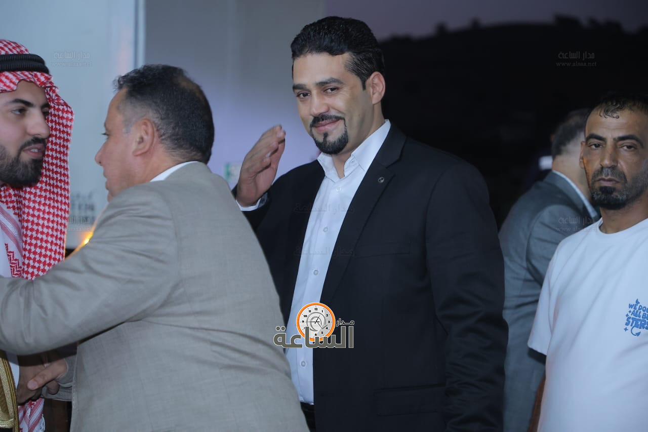 Madar Al-Saa Images 0.9382366225851244