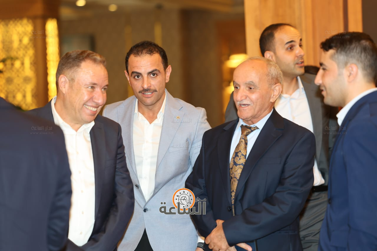 Madar Al-Saa Images 0.7089925165567822