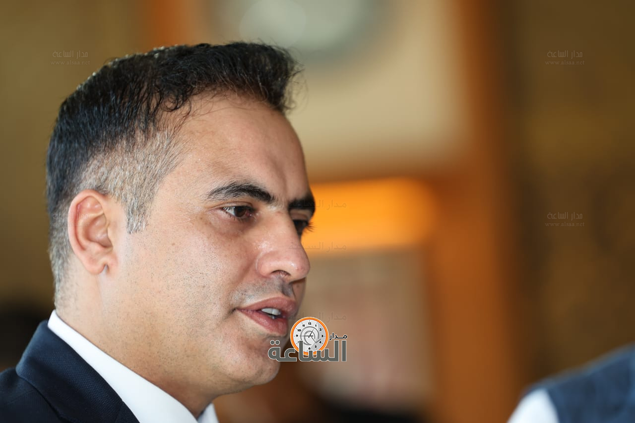 Madar Al-Saa Images 0.05456733390685464