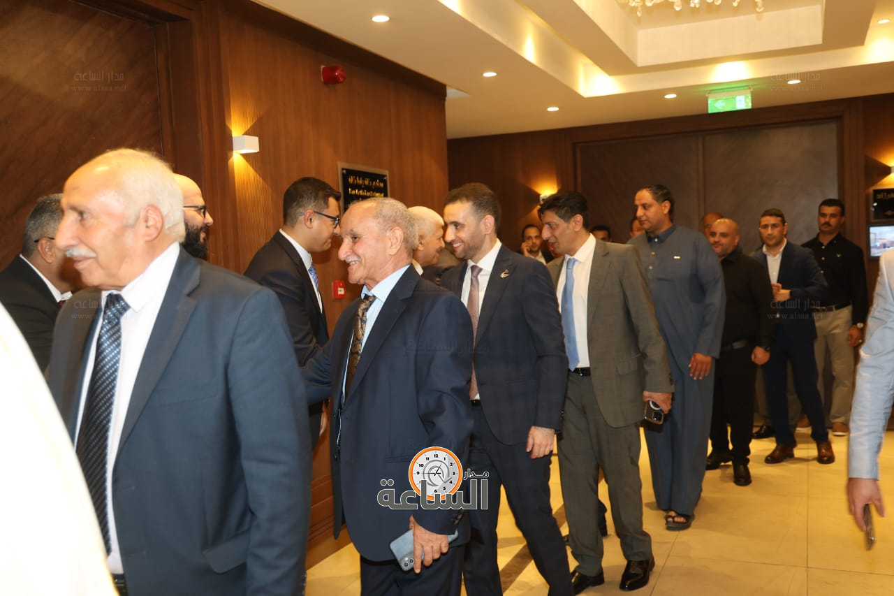 Madar Al-Saa Images 0.2558118960606188