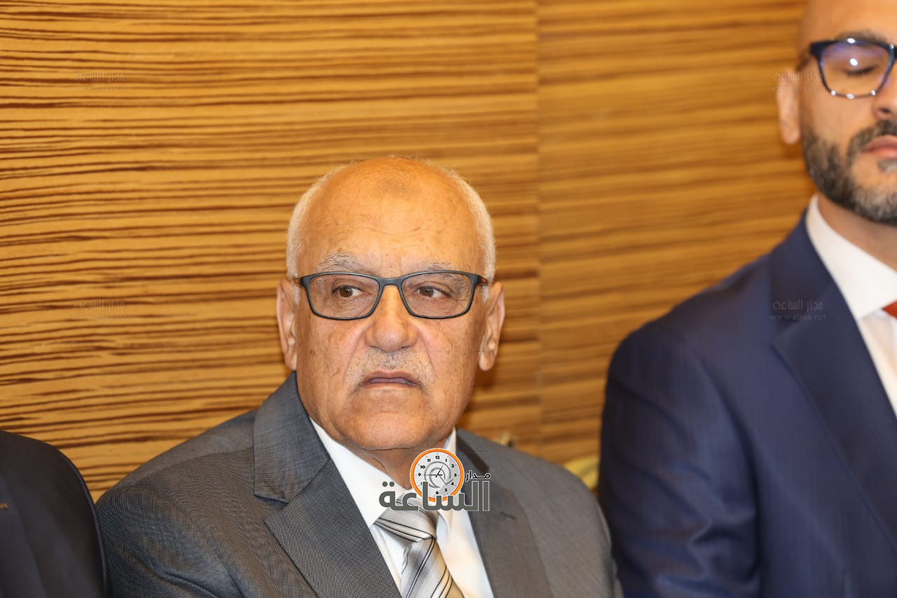 Madar Al-Saa Images 0.3137646580207799