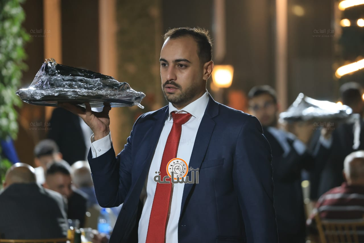 Madar Al-Saa Images 0.3287555312830135