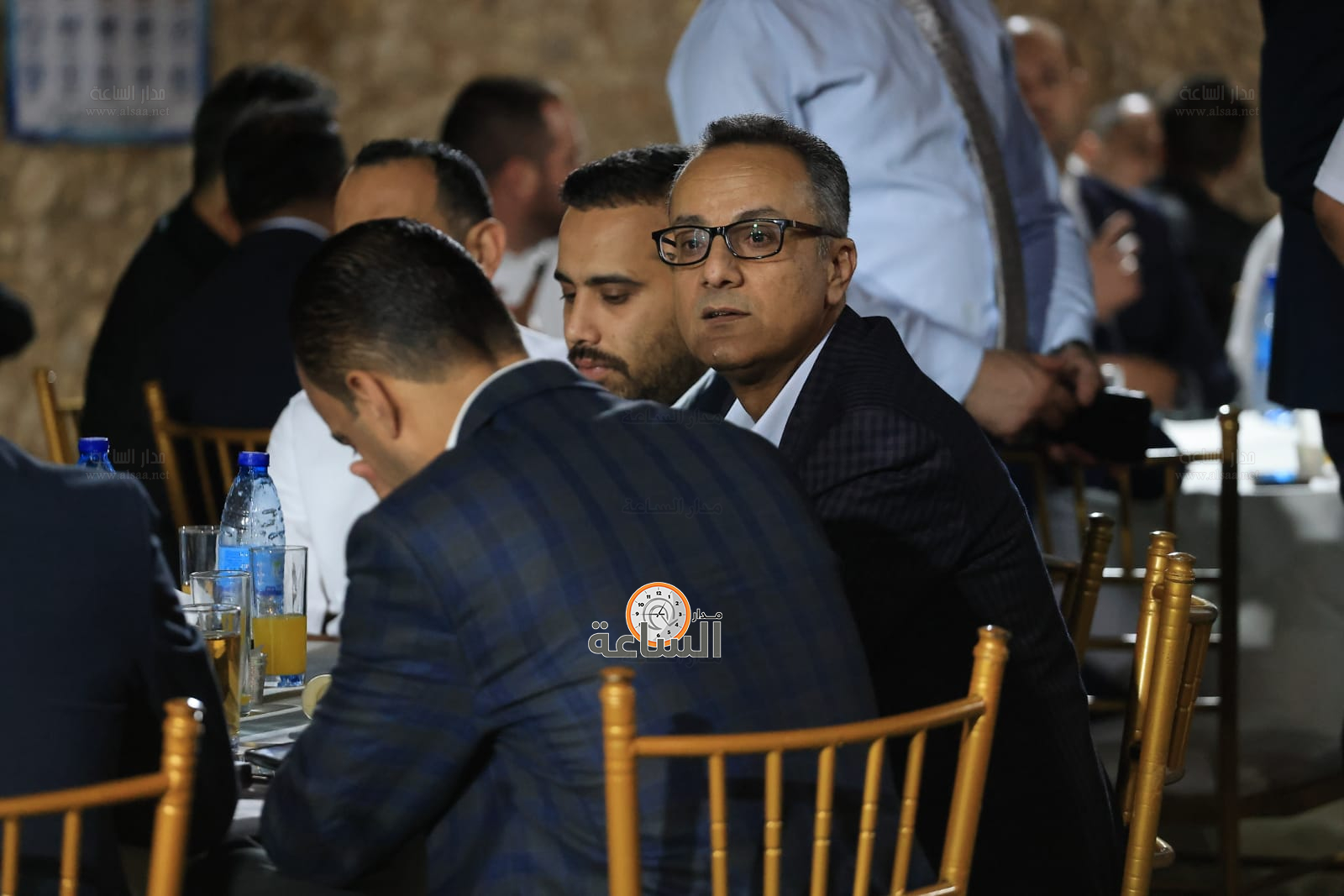 Madar Al-Saa Images 0.995583892392529