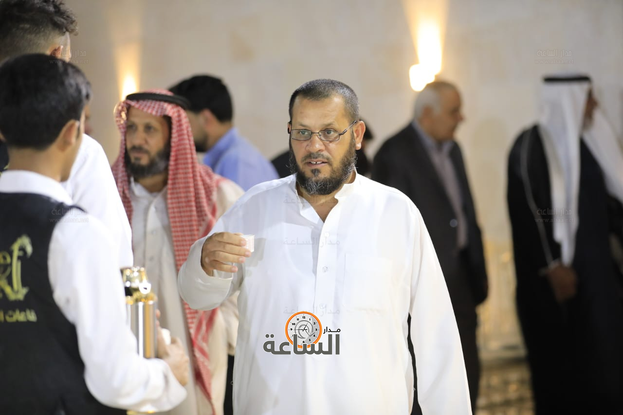 Madar Al-Saa Images 0.4193636611744278