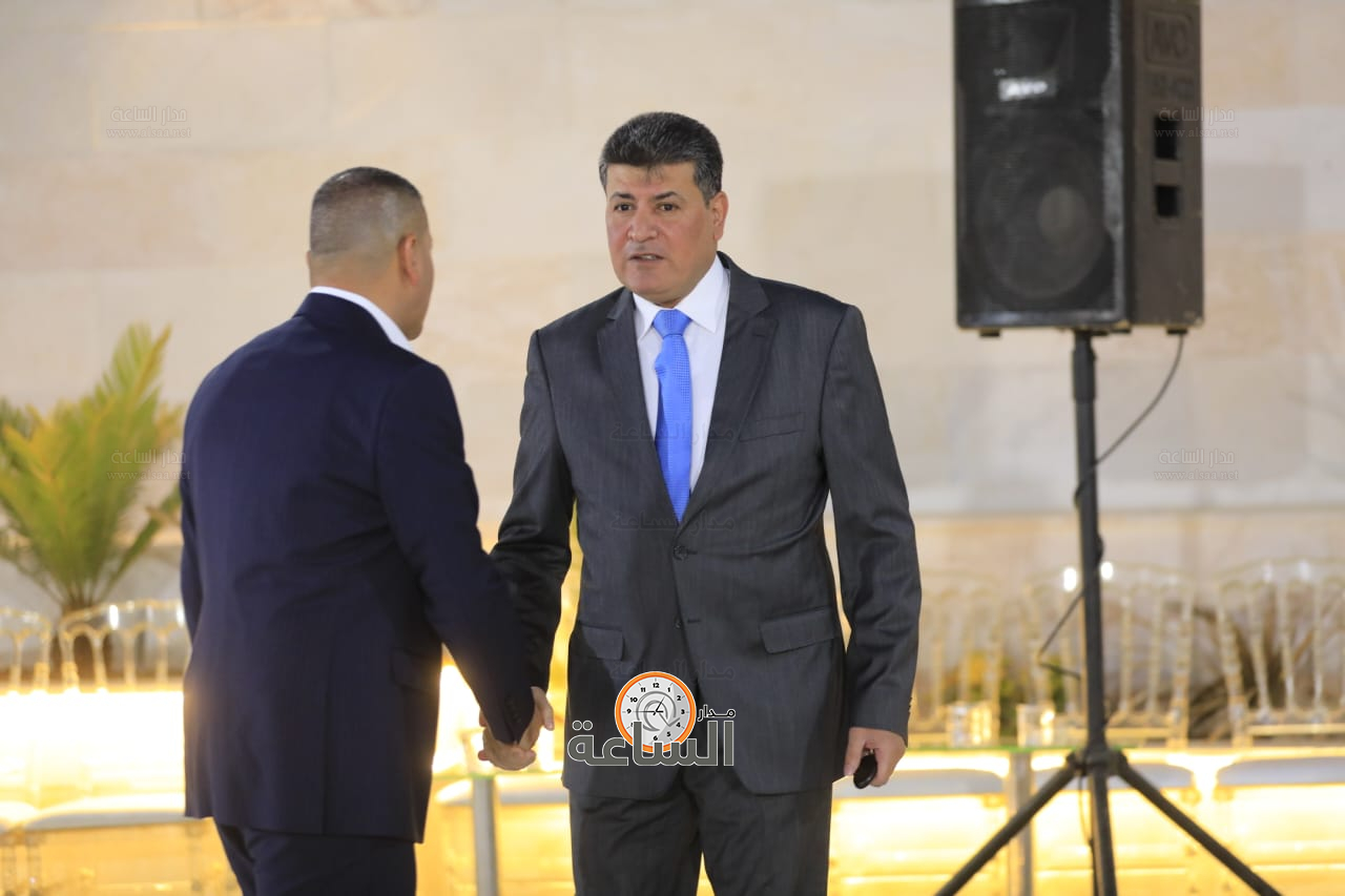 Madar Al-Saa Images 0.8219114340345469