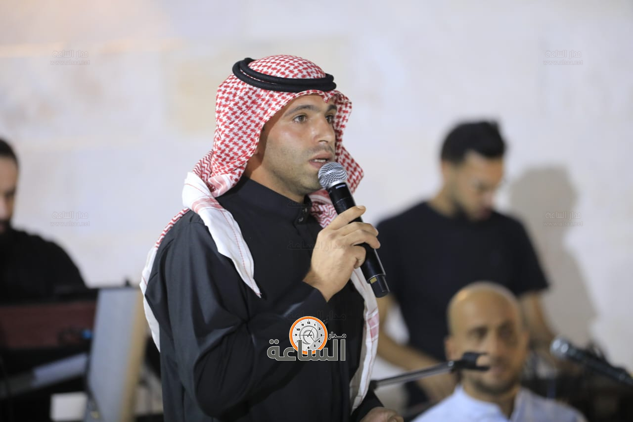 Madar Al-Saa Images 0.6933222286497405