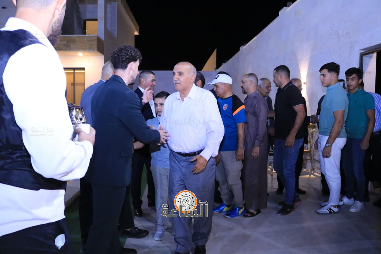 Madar Al-Saa Images 0.7938492609421929