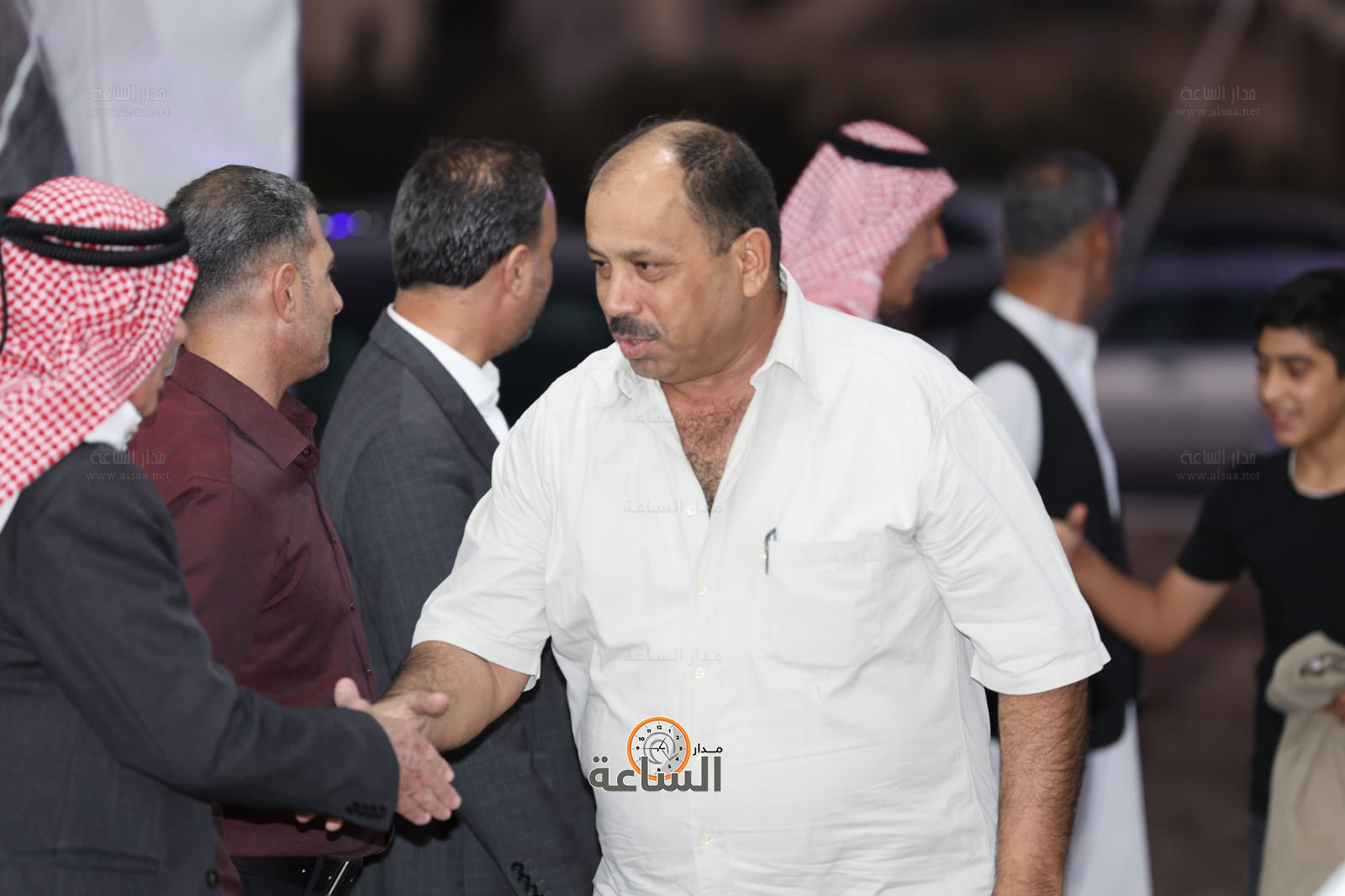 Madar Al-Saa Images 0.422809466124482