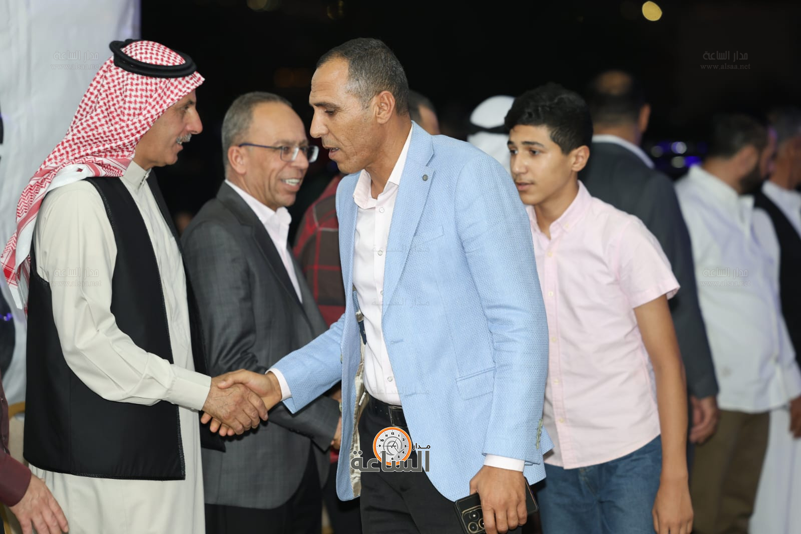 Madar Al-Saa Images 0.6861685351983551