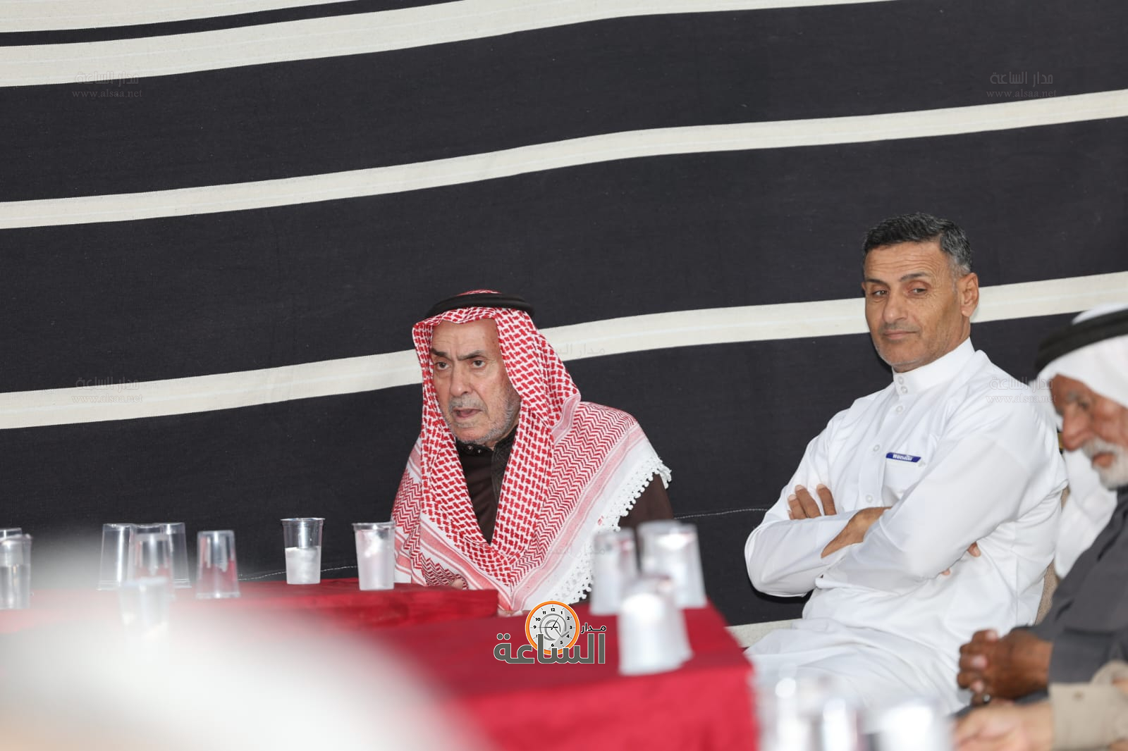 Madar Al-Saa Images 0.3580708804189412