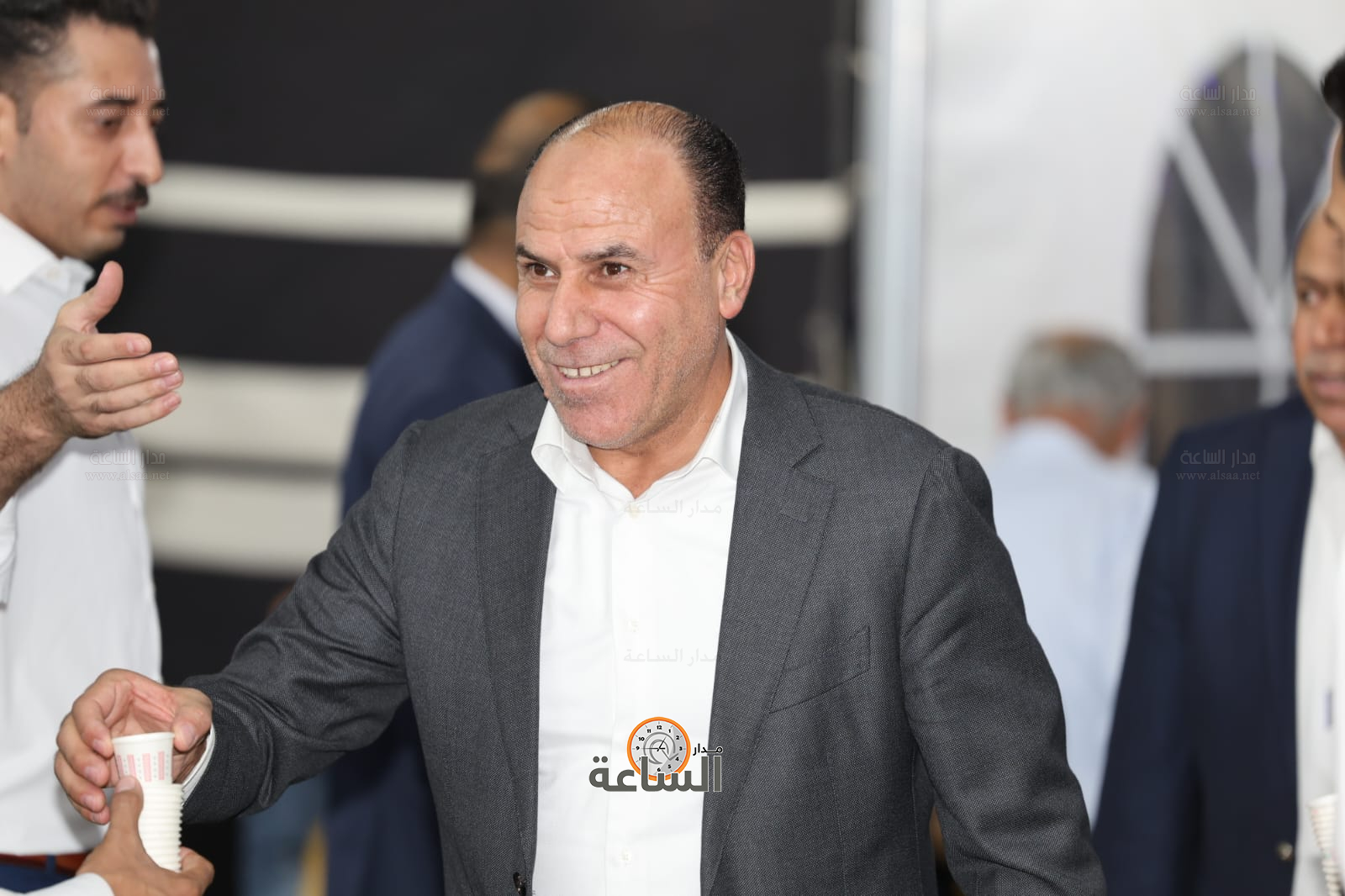 Madar Al-Saa Images 0.9267635981782211