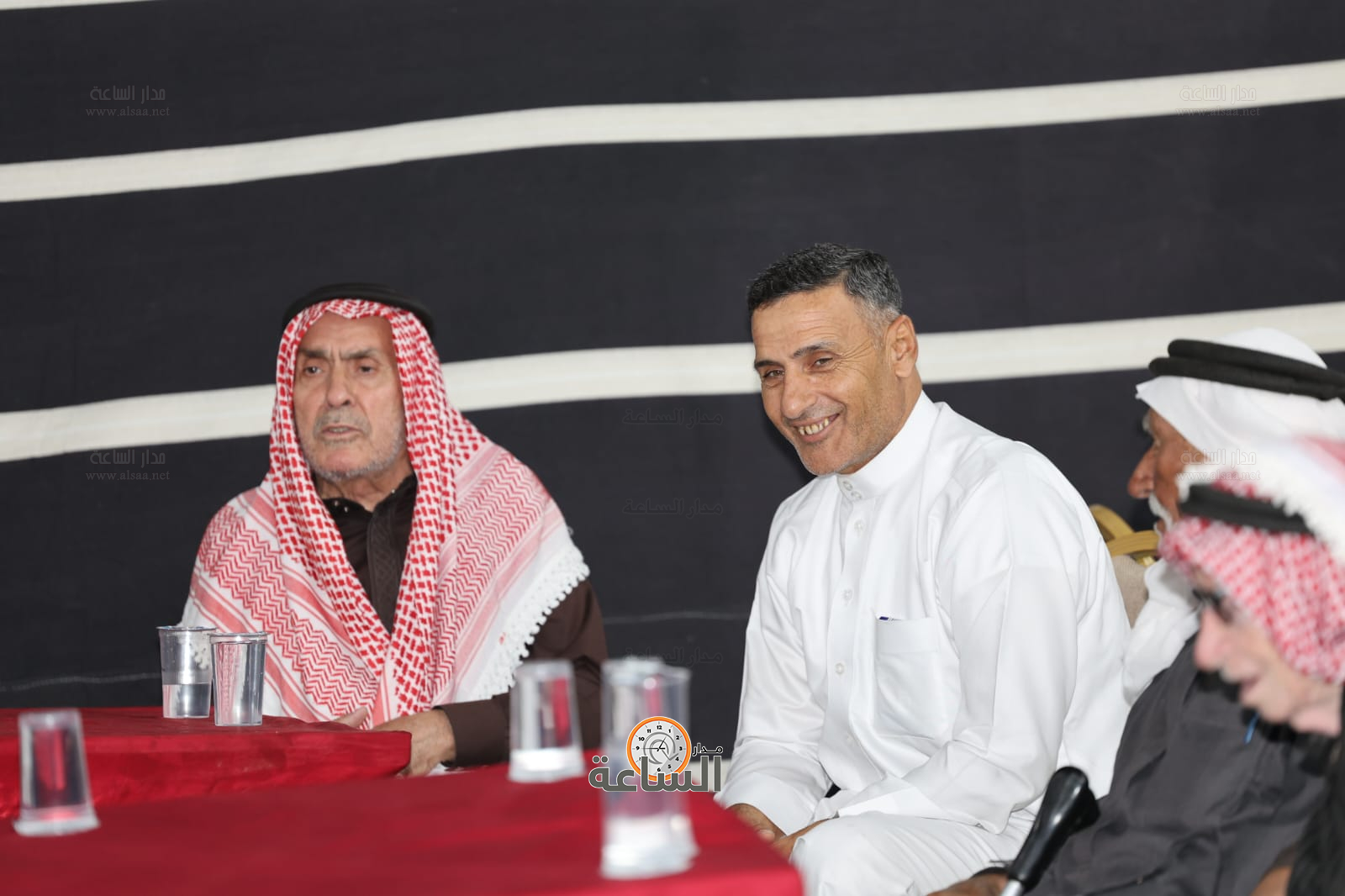 Madar Al-Saa Images 0.14371967987666778