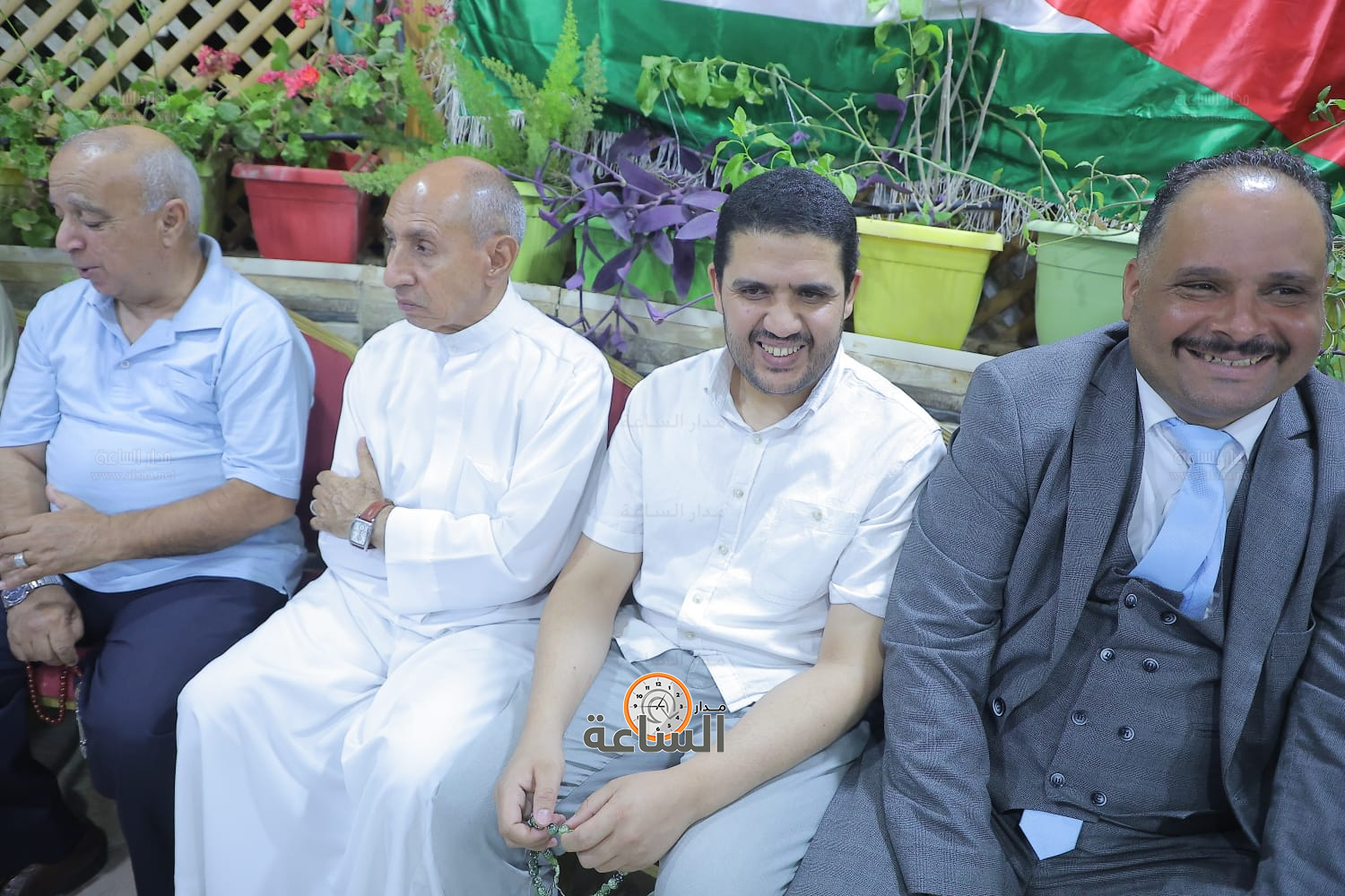 Madar Al-Saa Images 0.551612105520305