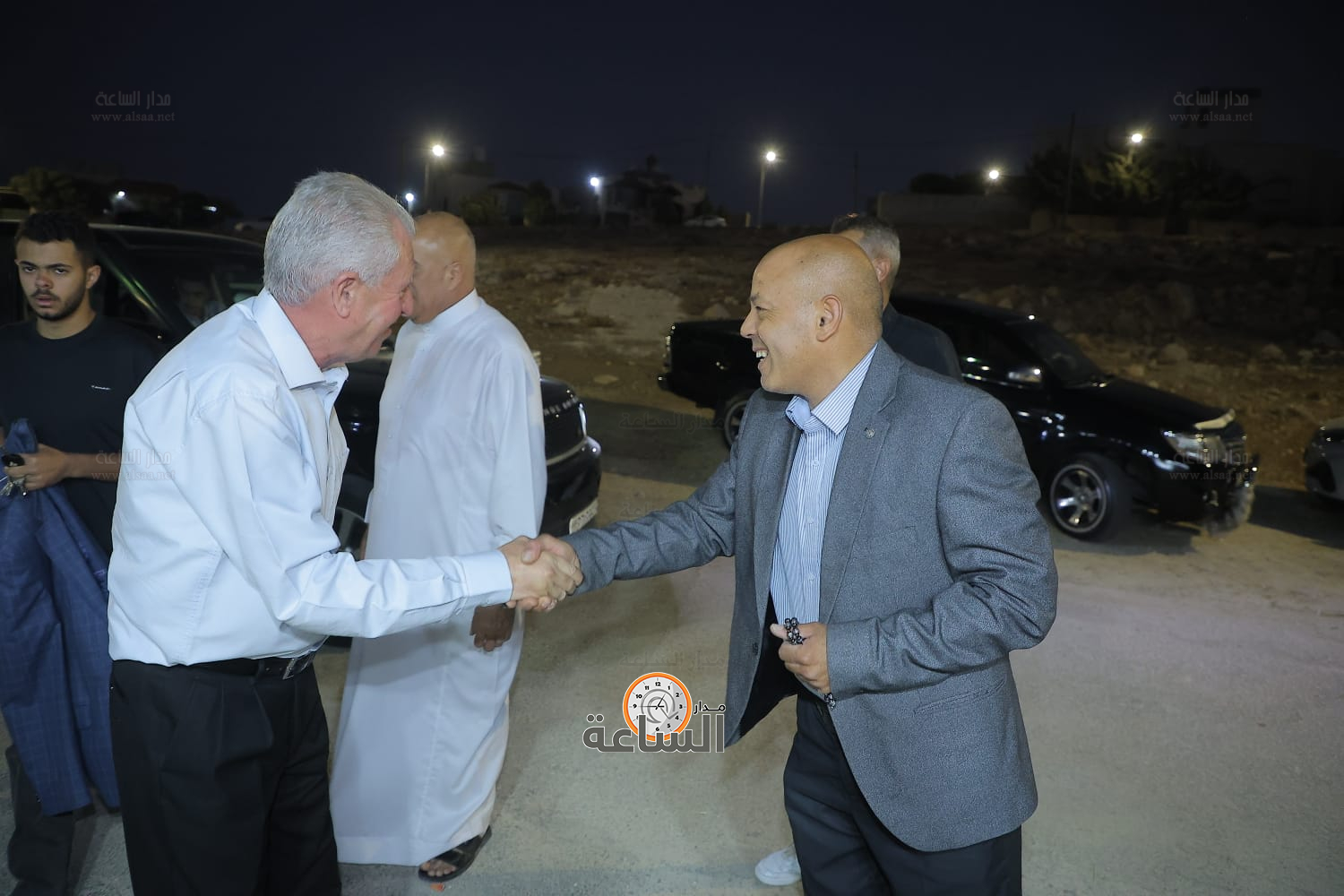 Madar Al-Saa Images 0.5421134848186554