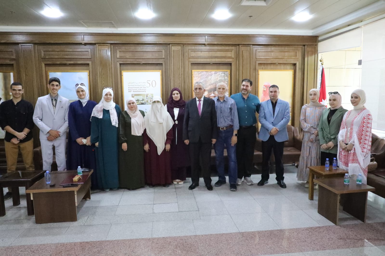 Madar Al-Saa Images 0.8696838120616857