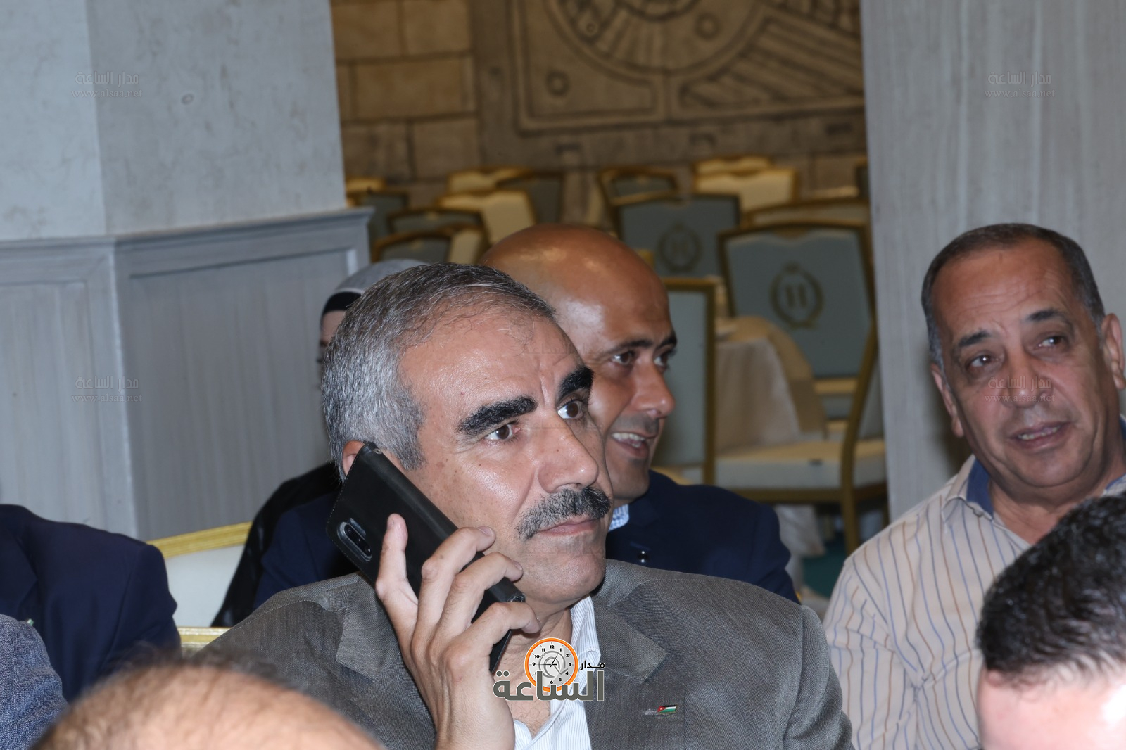 Madar Al-Saa Images 0.75938875285504