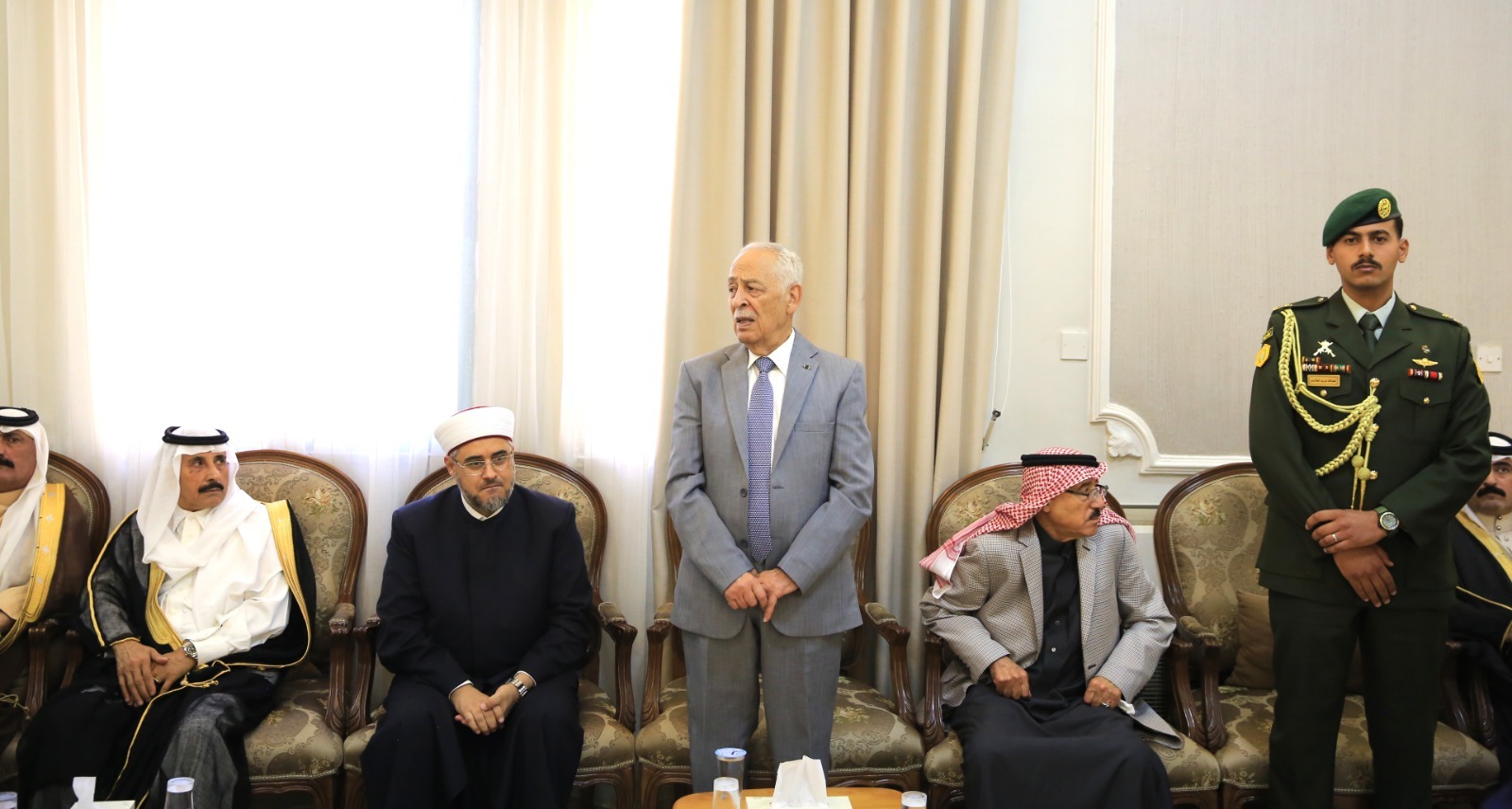 Madar Al-Saa Images 0.7764086215025562