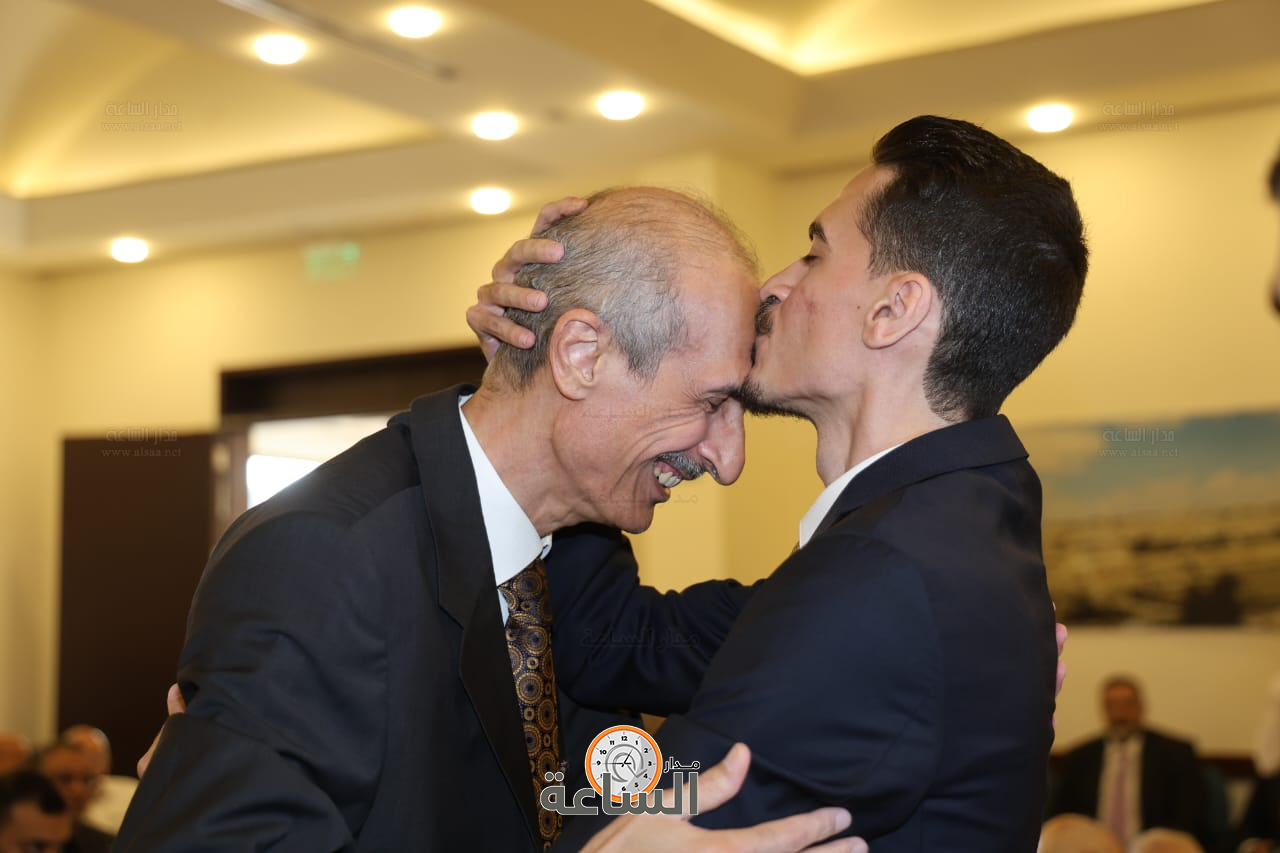 Madar Al-Saa Images 0.8024241354247218