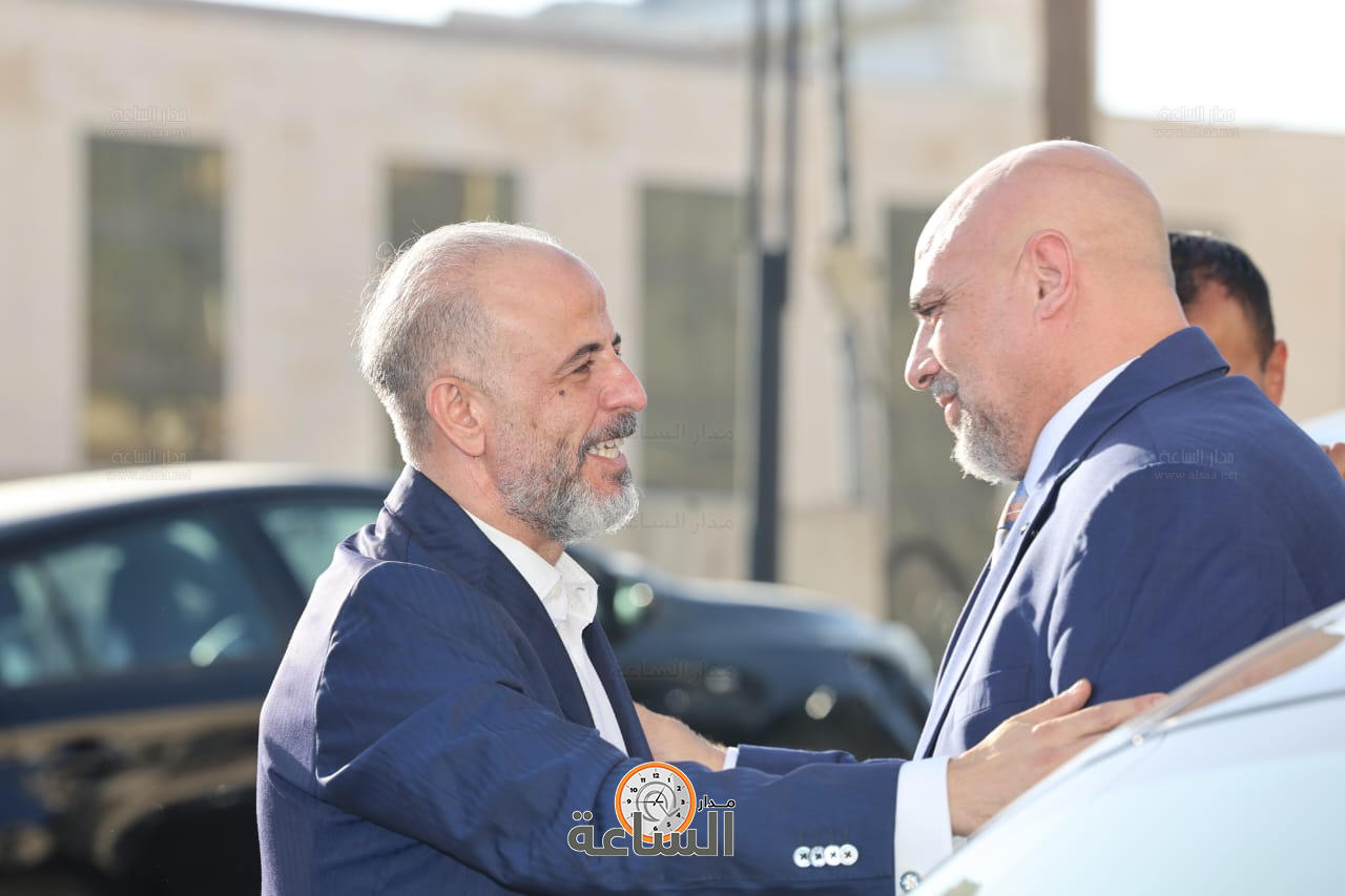 Madar Al-Saa Images 0.4734511244373466