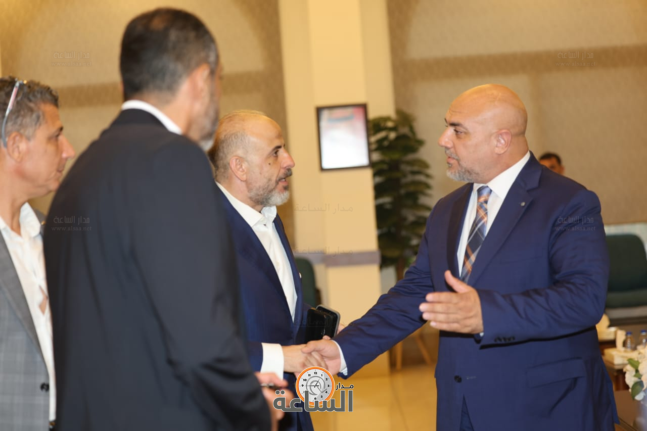 Madar Al-Saa Images 0.9793098211929164