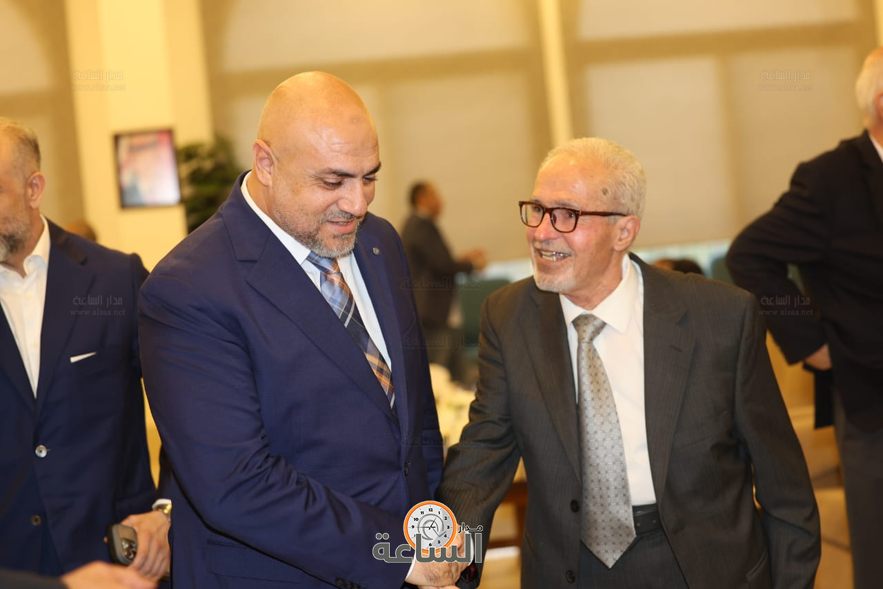 Madar Al-Saa Images 0.46714538052164944