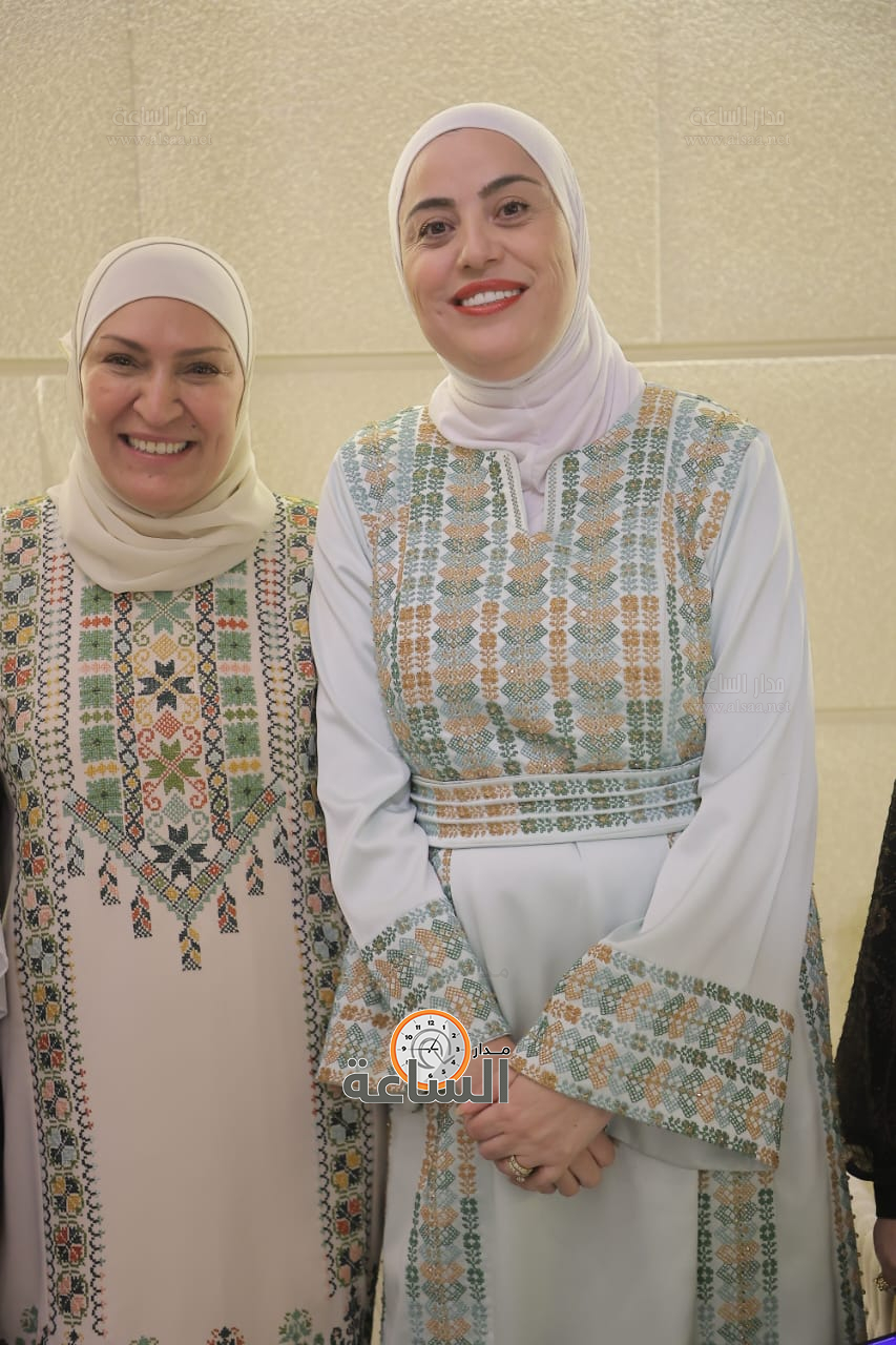 Madar Al-Saa Images 0.4315356798289147