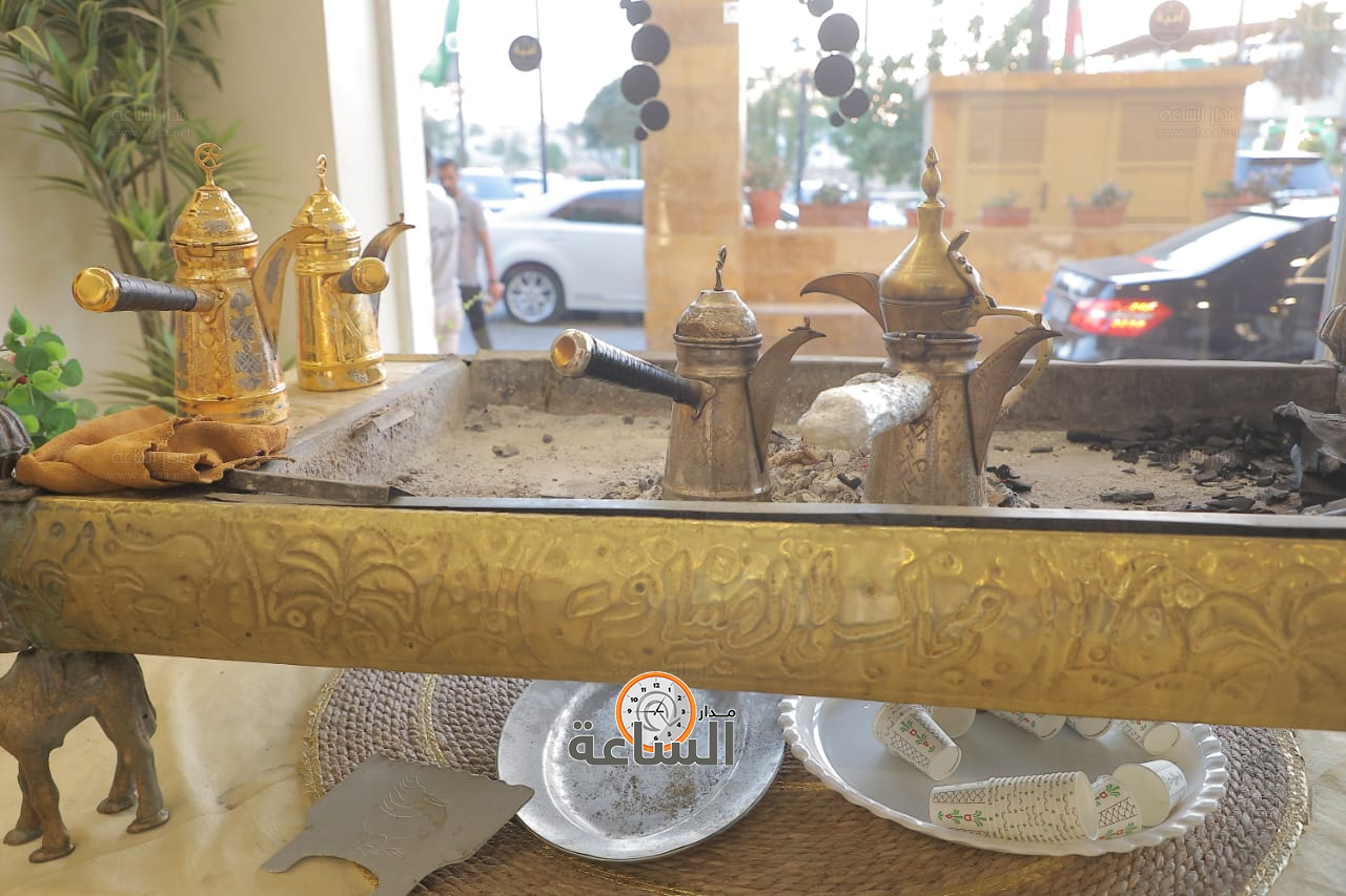 Madar Al-Saa Images 0.3875283171109266