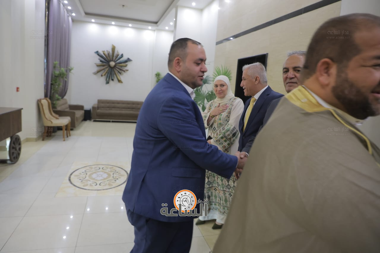 Madar Al-Saa Images 0.4787661865444479