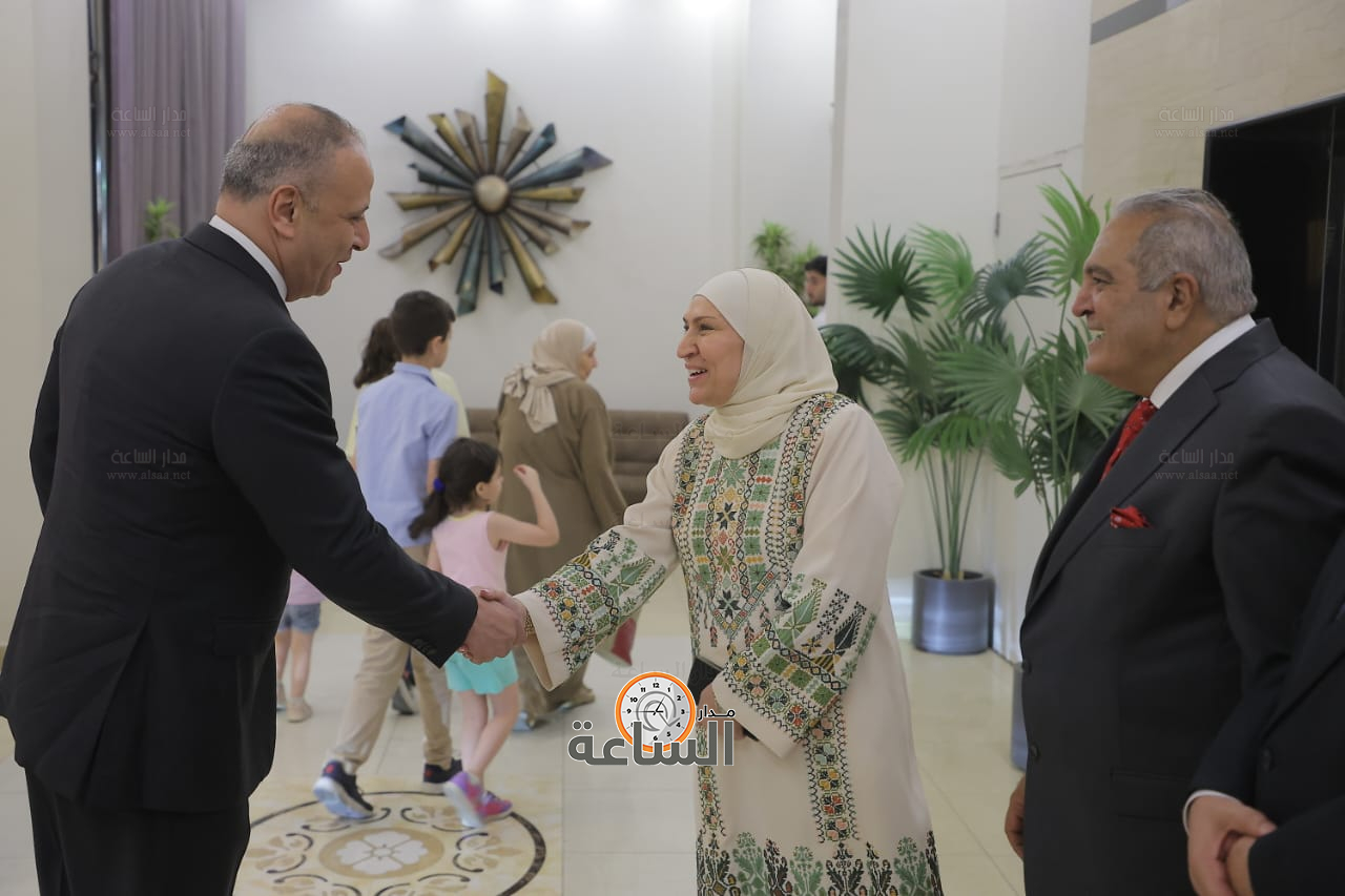 Madar Al-Saa Images 0.1553541932444188