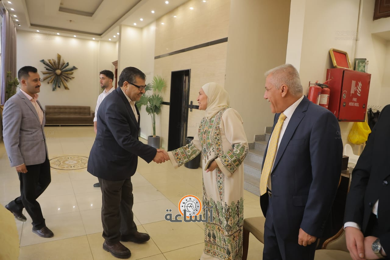 Madar Al-Saa Images 0.3833997282668269