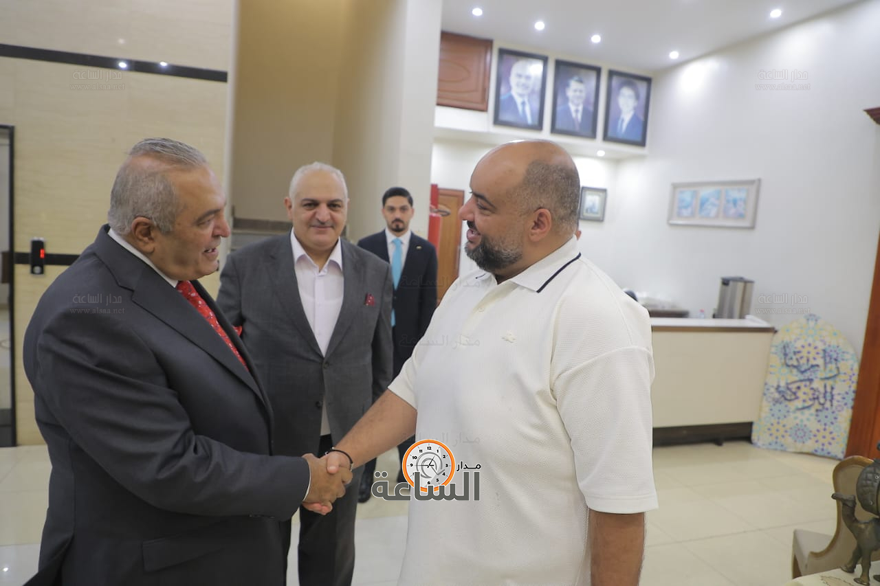 Madar Al-Saa Images 0.255805963901526