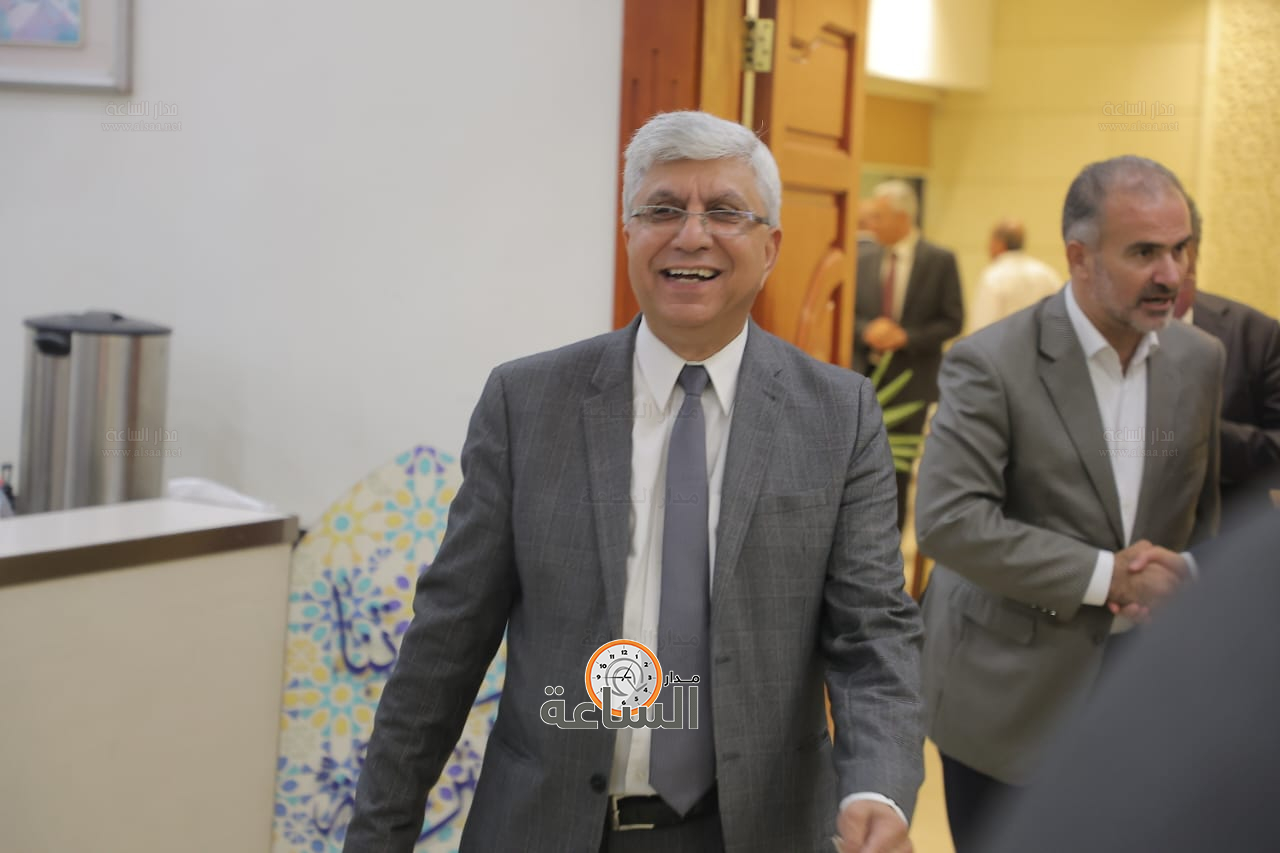 Madar Al-Saa Images 0.12226456016363396