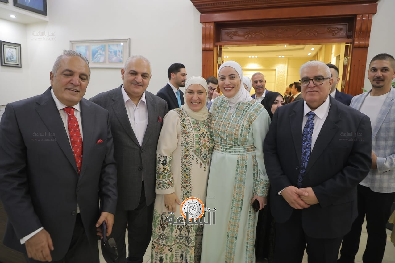 Madar Al-Saa Images 0.9432393545014852